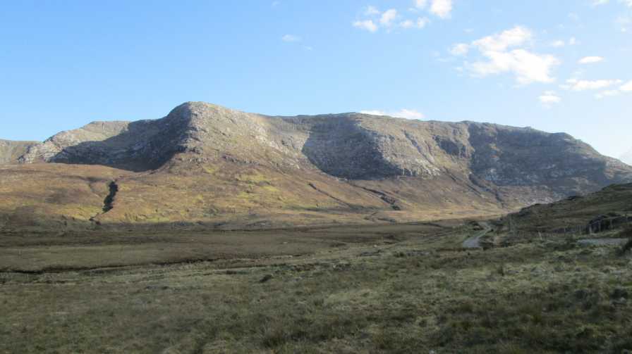             MountainViews.ie picture about Binn Mhór            