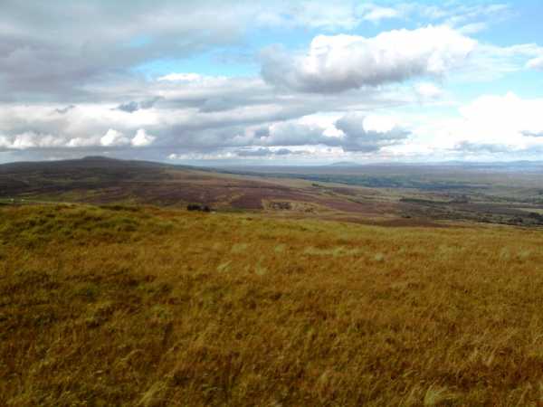             MountainViews.ie picture about Coolnasillagh Mountain (Sliabh Chúil na Saileach)            