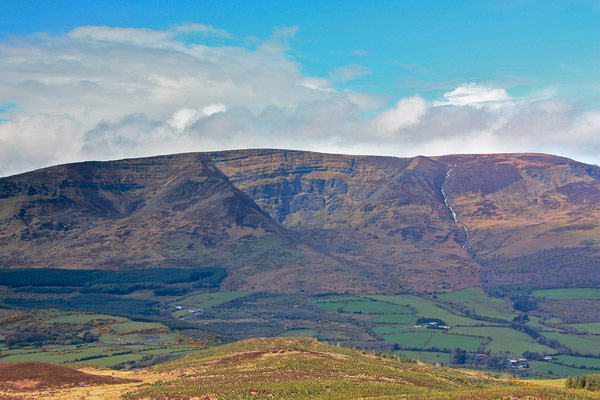             MountainViews.ie picture about Croughaun Hill (Cruachán Paorach)            
