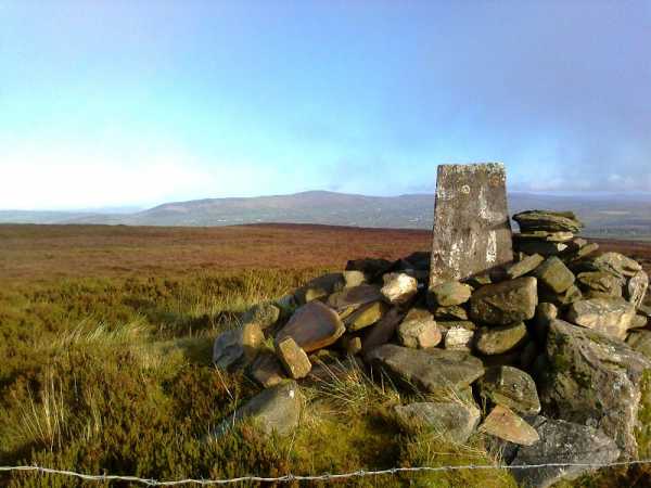             MountainViews.ie picture about Holywell Hill (Cnoc an Tobair)            